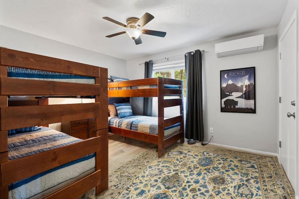 Luxury Cabin Oasis Getaway Heart Of Munds Park Exterior photo