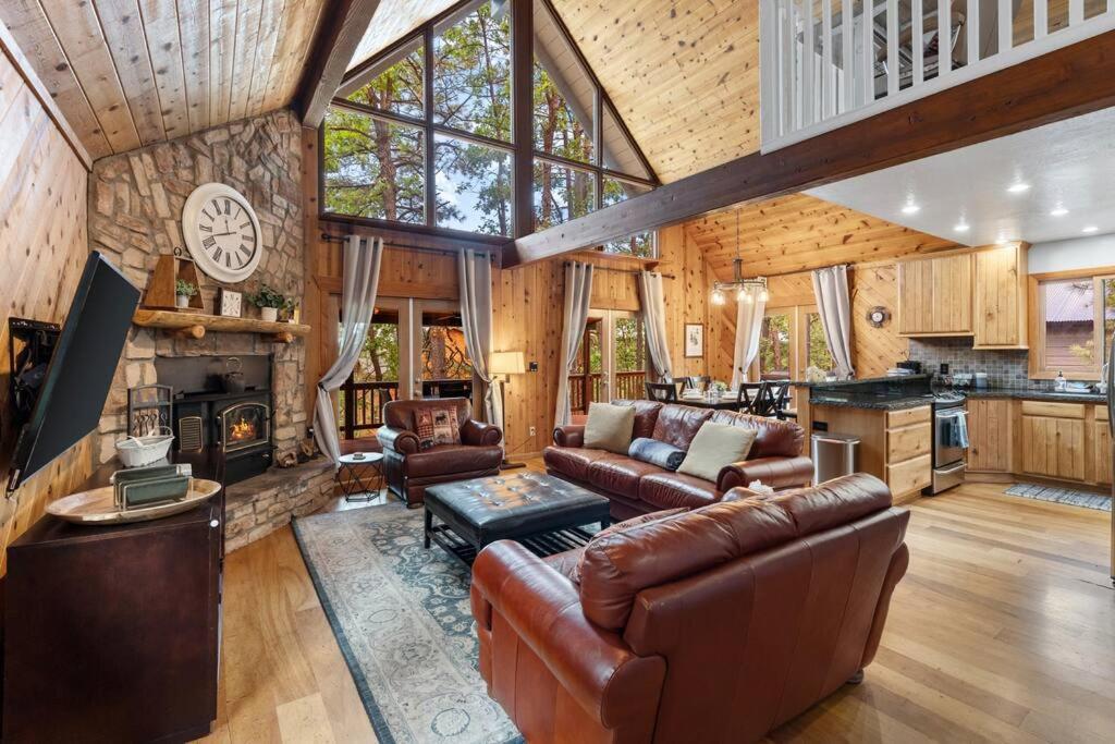Luxury Cabin Oasis Getaway Heart Of Munds Park Exterior photo